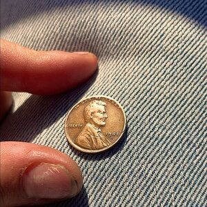 ・𝟷𝟿𝟺𝟺  '𝓢'  𝙿𝙴𝙽𝙽𝚈